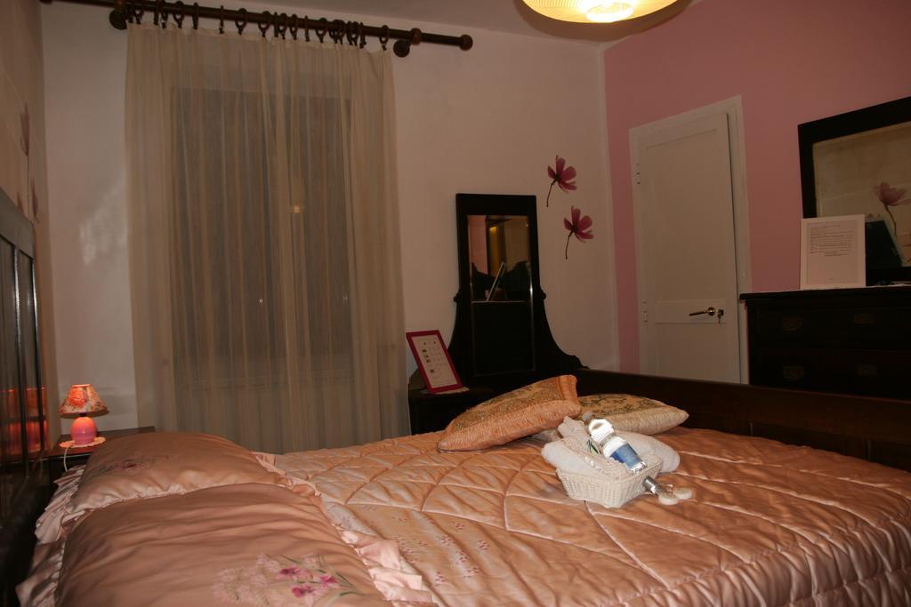 Bed and Breakfast A Casa Di Maria à Pise Extérieur photo
